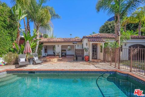 6119 Del Valle Drive Los Angeles CA 90048