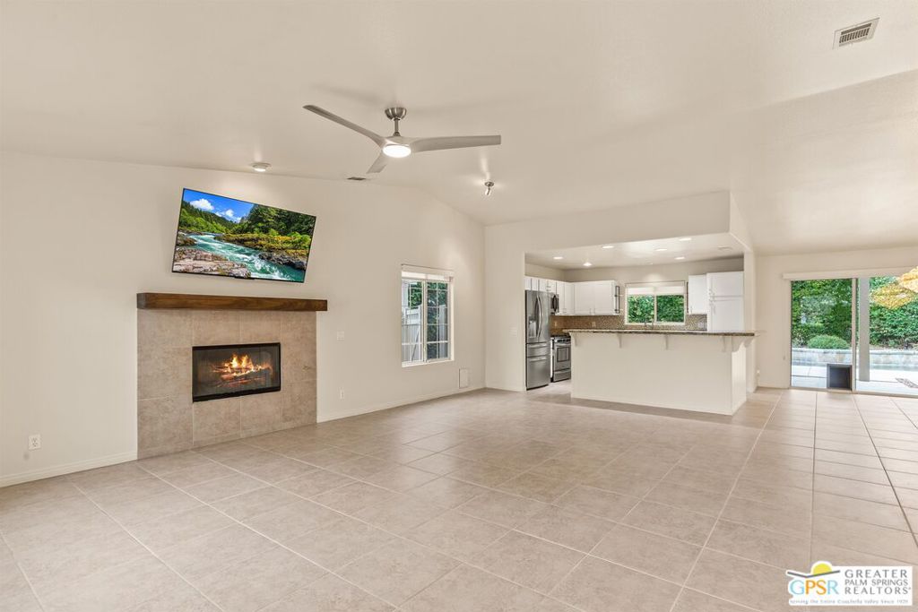 2080 Marguerite Street