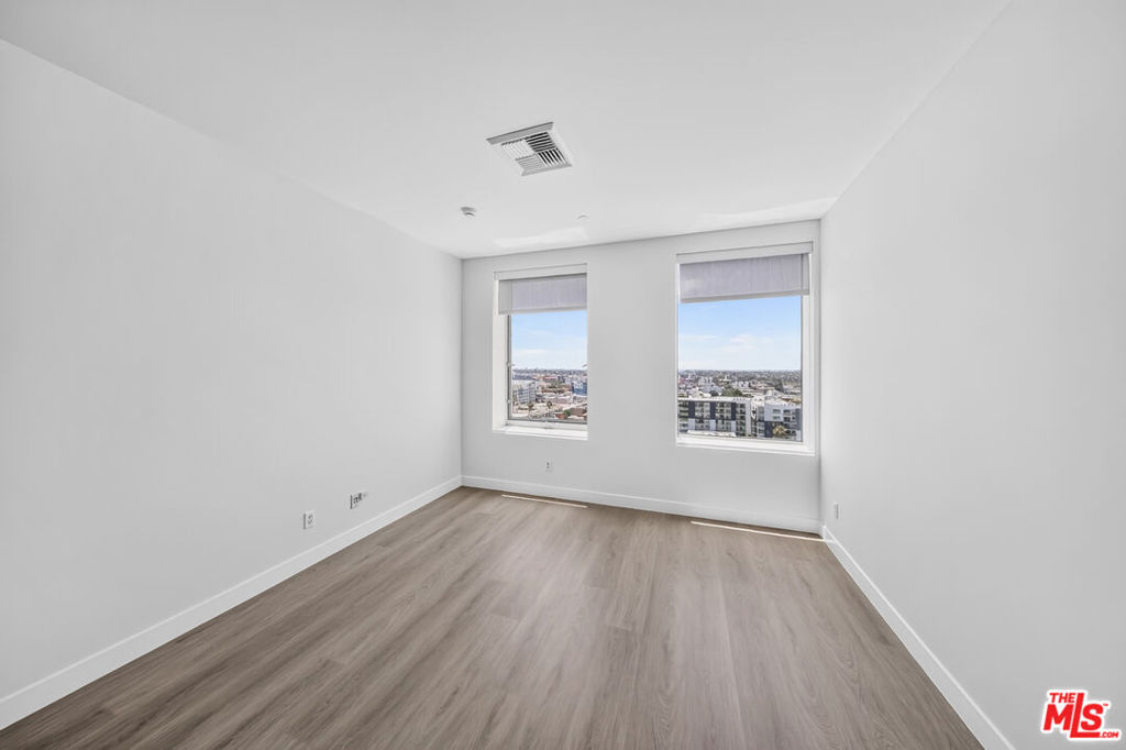 3810 Wilshire Boulevard 1108