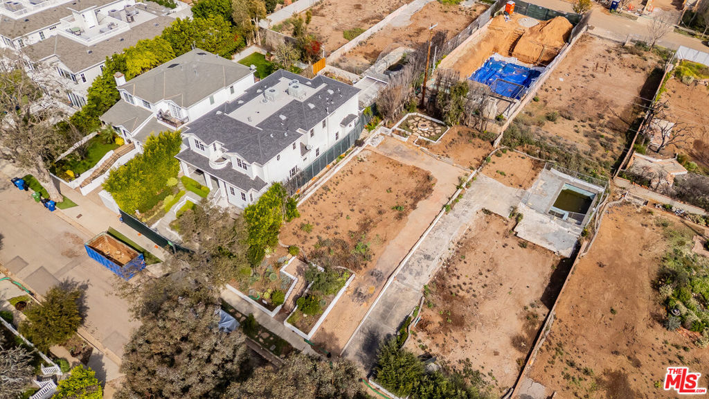 1142 Hartzell Street