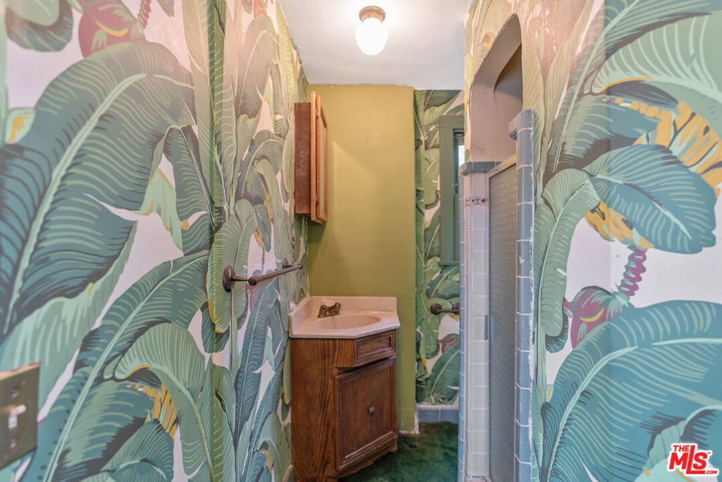 130 S Carson Road