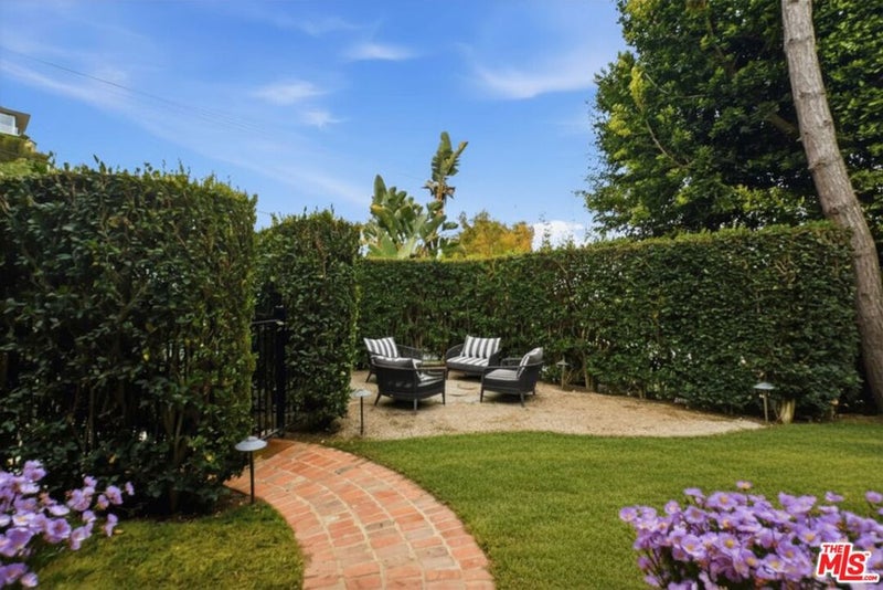 8809 Evanview Drive