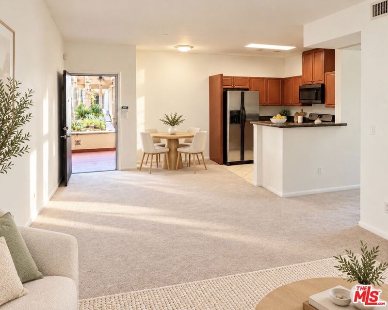 13941 Sherman Way 208