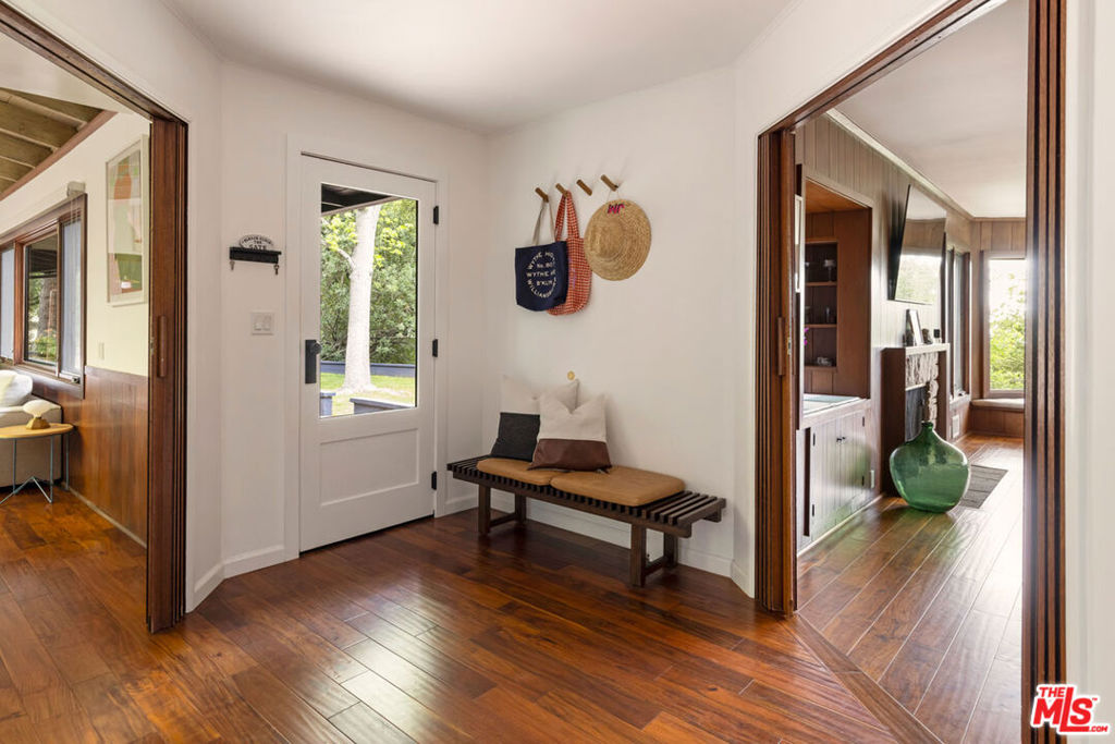 Properties 2 2235 Villa Heights Road