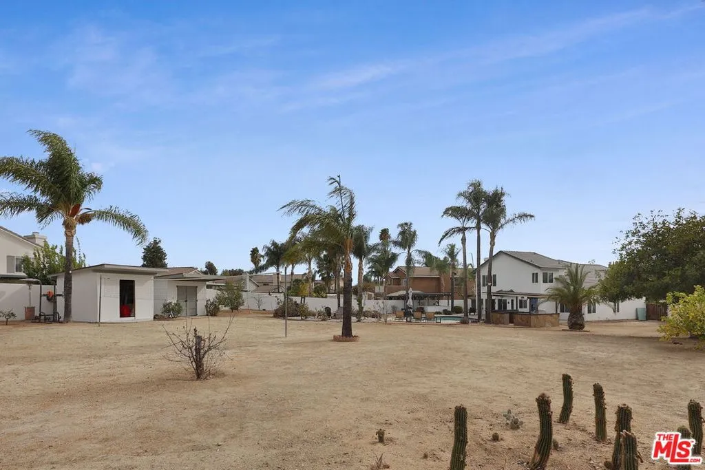 Murrieta, California 92563, United States, 4 Bedrooms Bedrooms, ,3 BathroomsBathrooms,Residential,Active,25588