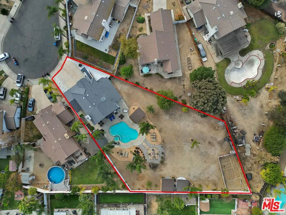 Murrieta, California 92563, United States, 4 Bedrooms Bedrooms, ,3 BathroomsBathrooms,Residential,Active,25588