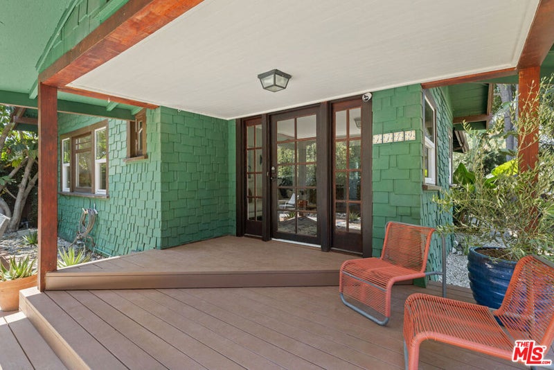 1149 Manzanita Street