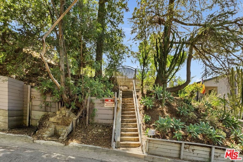 616 Coleman Avenue
