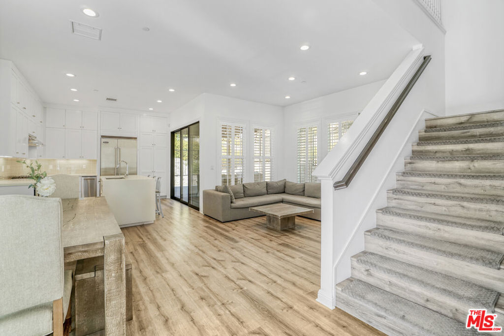 20629 W Chestnut Circle