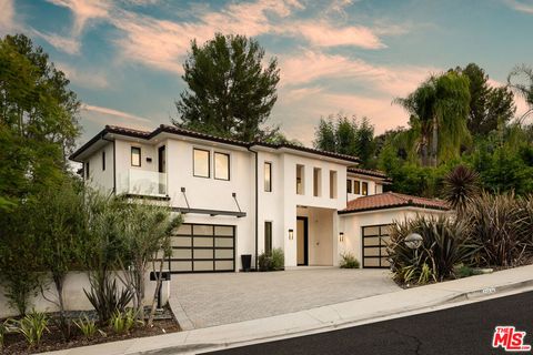 23136 Park Contessa Calabasas CA 91302