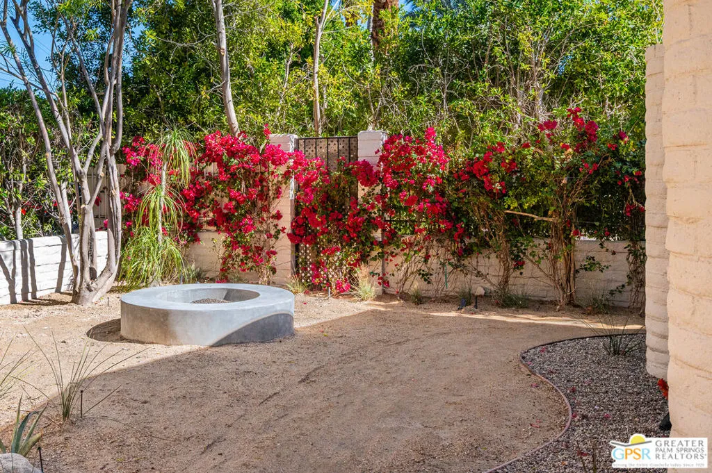 Palm Springs, California 92264, United States, 3 Bedrooms Bedrooms, ,2 BathroomsBathrooms,Residential,Active,139583