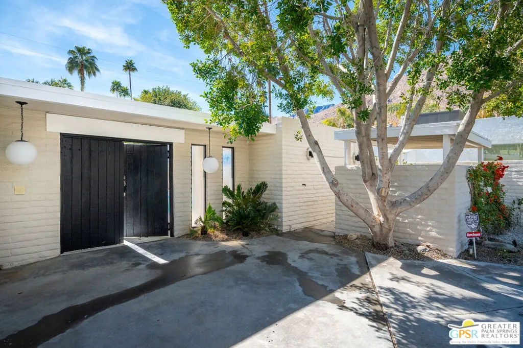 Palm Springs, California 92264, United States, 3 Bedrooms Bedrooms, ,2 BathroomsBathrooms,Residential,Active,139583