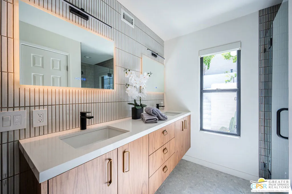 Palm Springs, California 92264, United States, 3 Bedrooms Bedrooms, ,2 BathroomsBathrooms,Residential,Active,139583