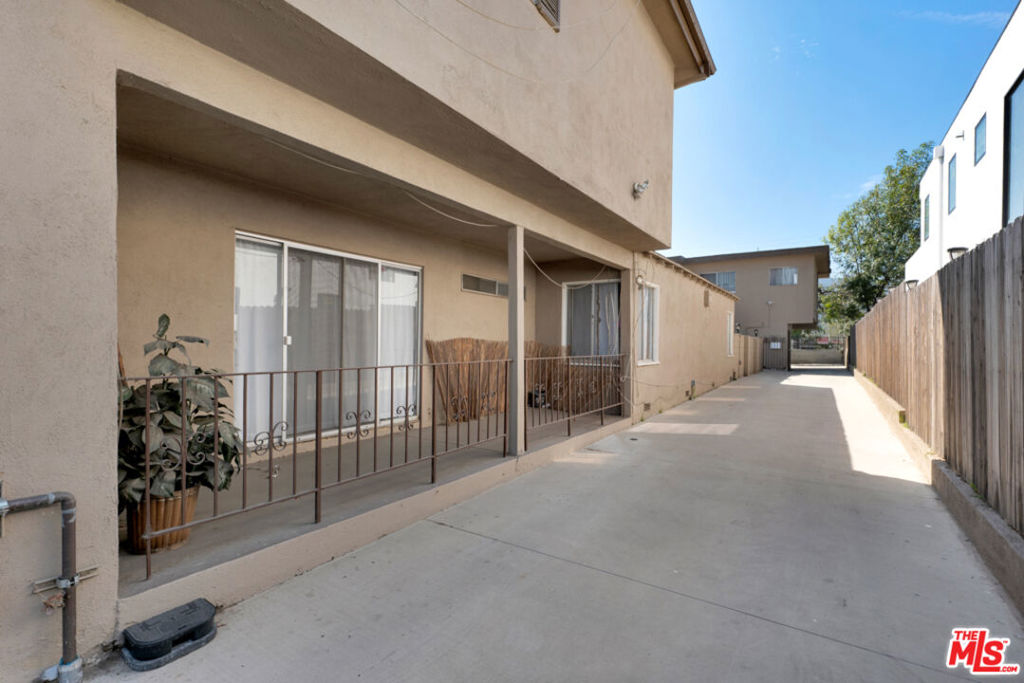 4316 Edenhurst Avenue