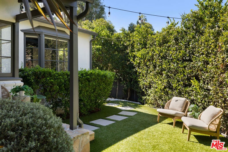 11704 Sunshine Terrace