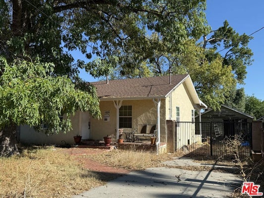 14224 BERG ST, SYLMAR, CA 91342 - Image 94c2a8acb4f35f43fdfbfa51ddbf604c/868357756