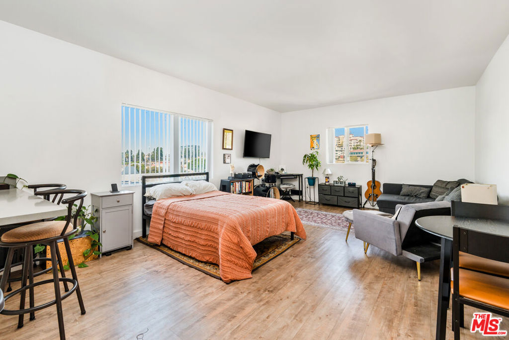 Properties 2 845 N Bunker Hill Avenue