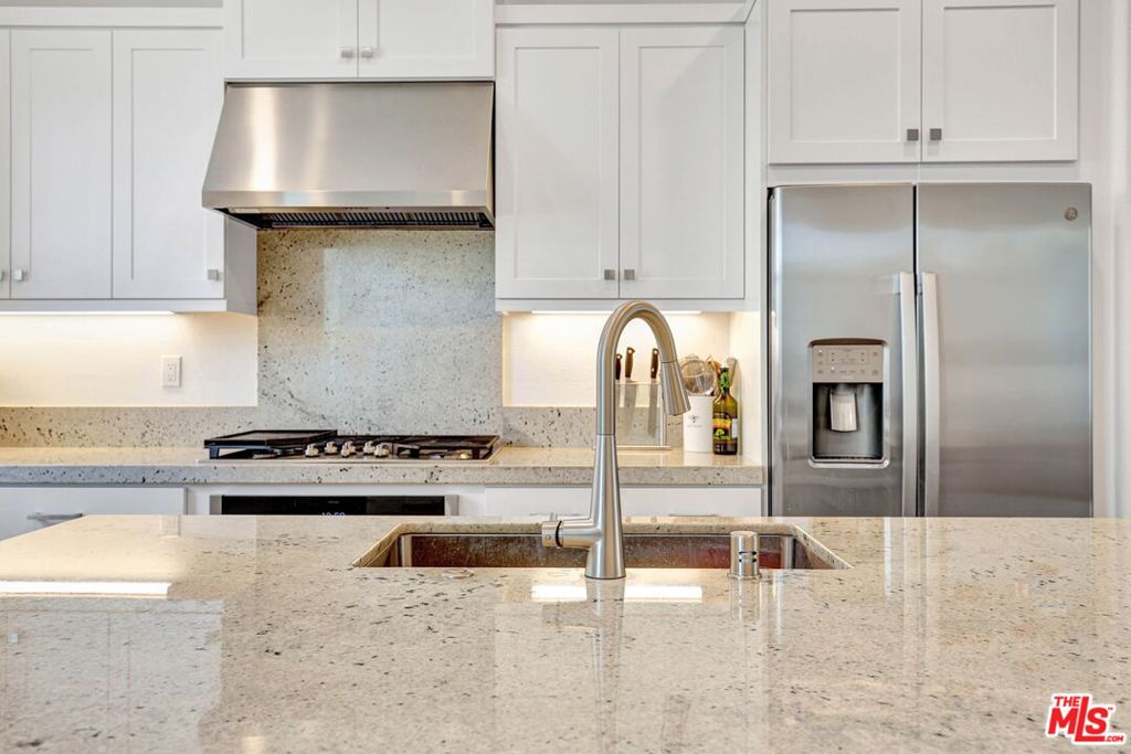 27408 Horizon View Lane