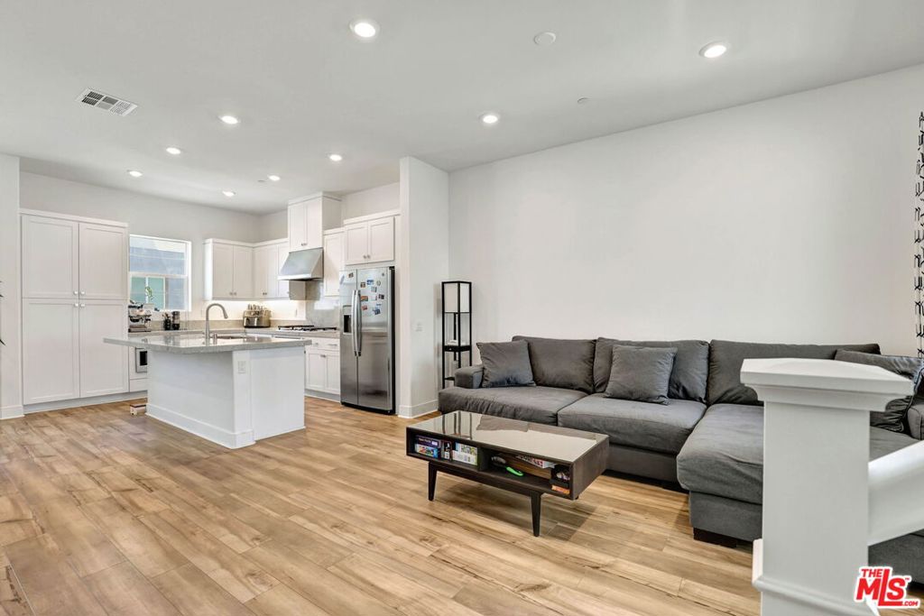 27408 Horizon View Lane