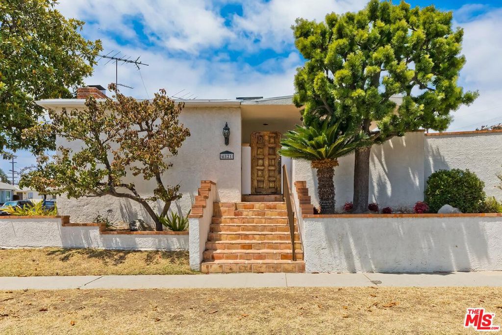 4821 W 63rd Street