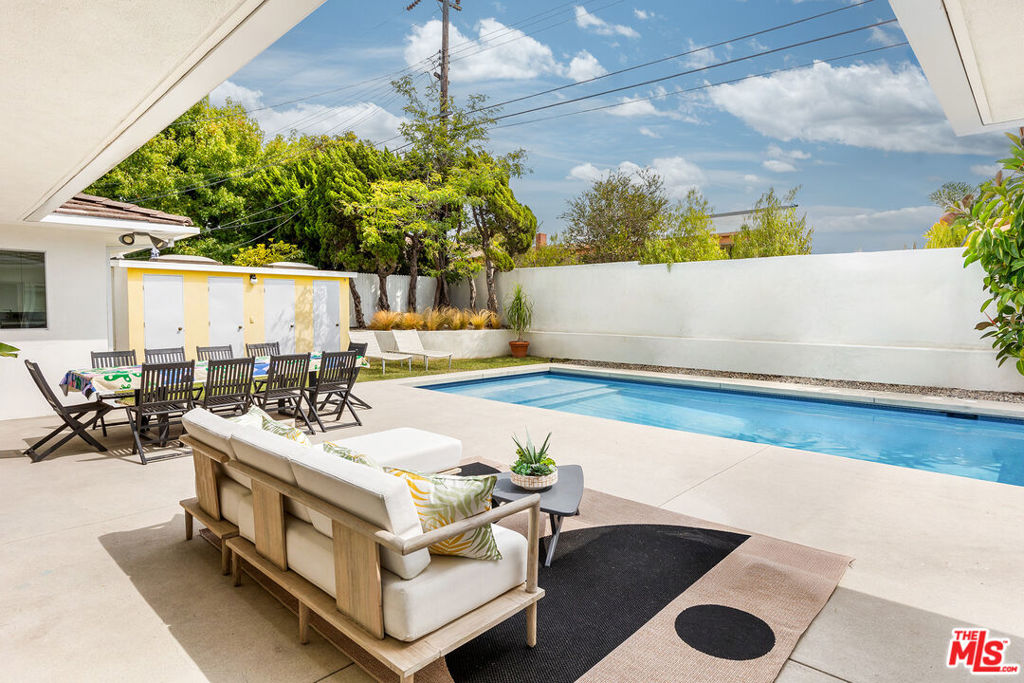 5544 W 63rd Street