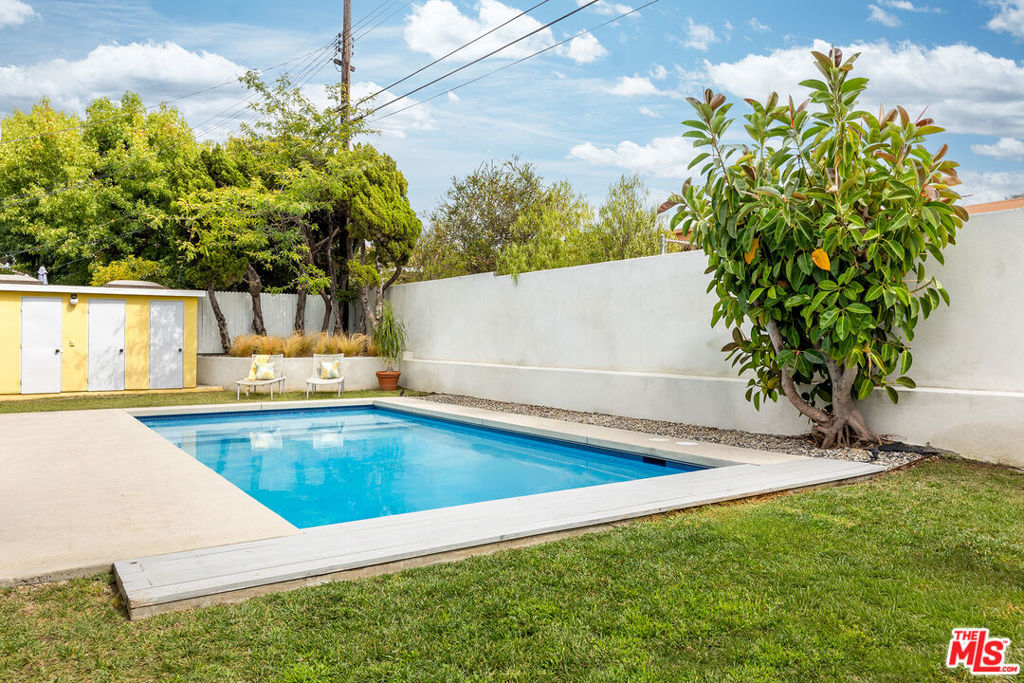 5544 W 63rd Street