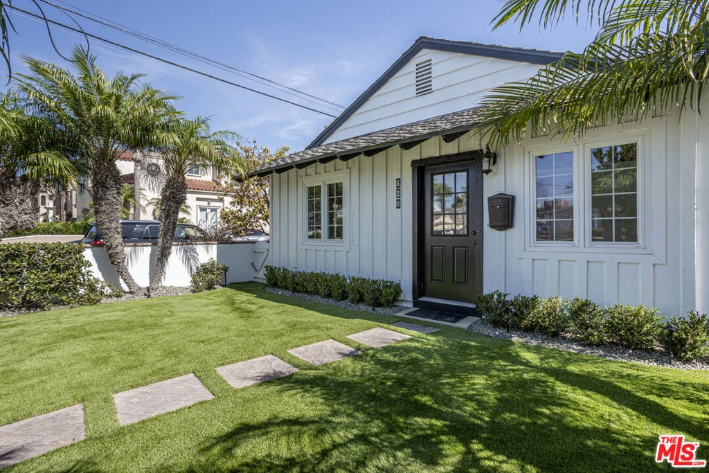 520 Marigold Avenue