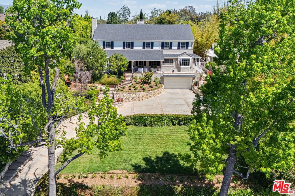 444 Loring Avenue