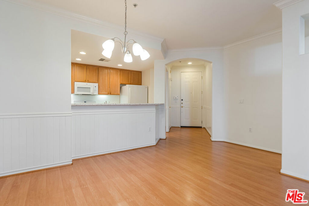 13075 Pacific Promenade 100