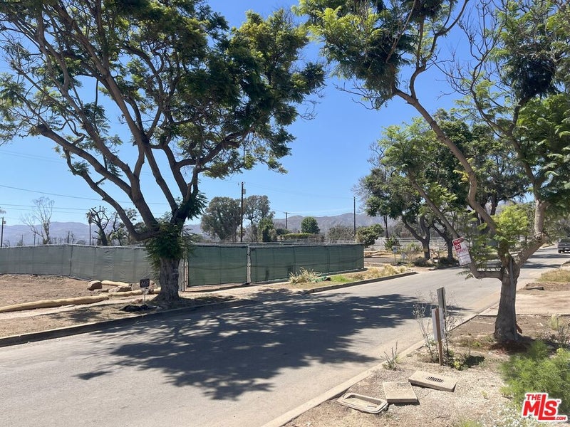 921 Kagawa Street