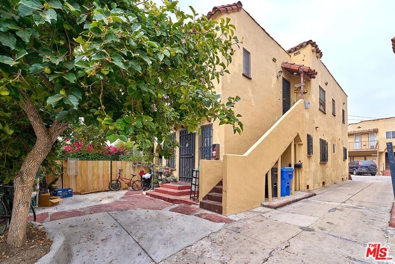 1125 S Ardmore Avenue