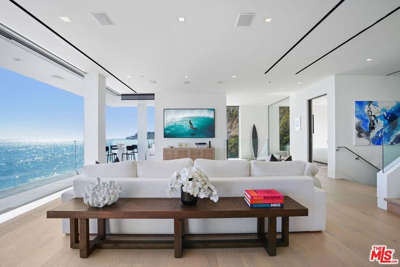 26122 Pacific Coast Highway