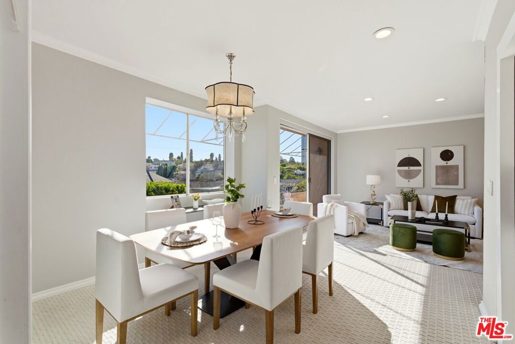 1223 Roxbury Drive 304