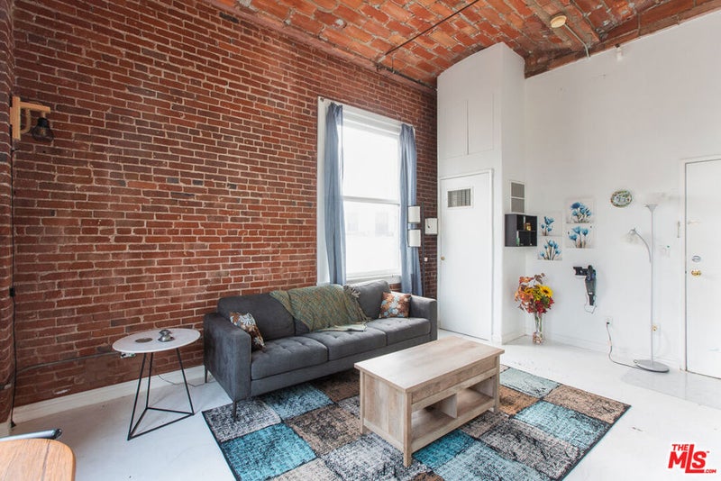 215 W 7th Street 1301