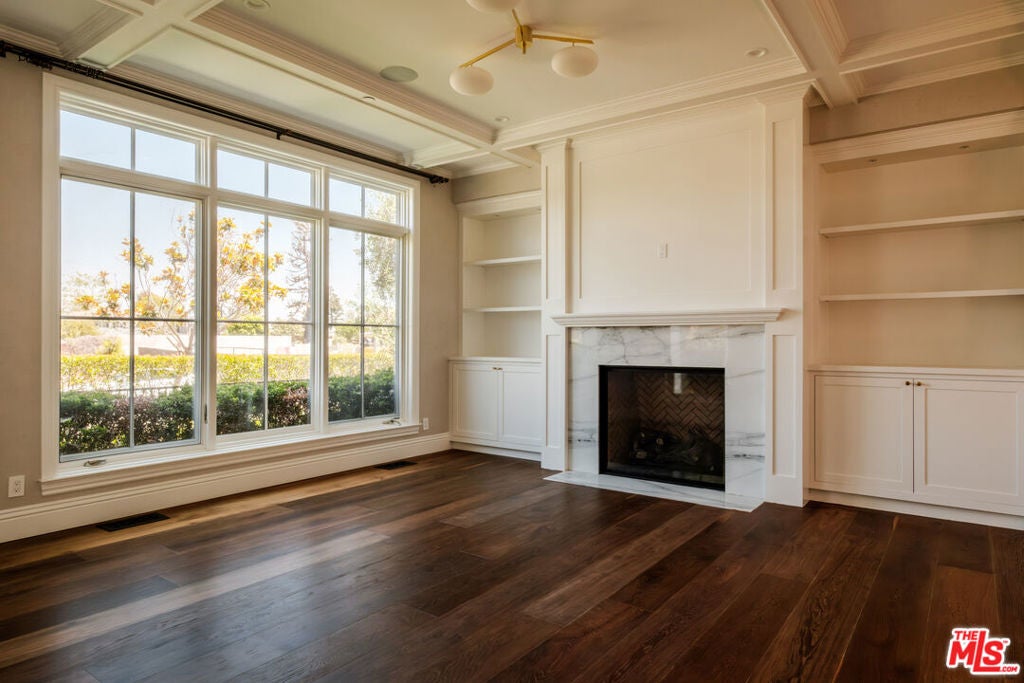 557 Chapala Drive