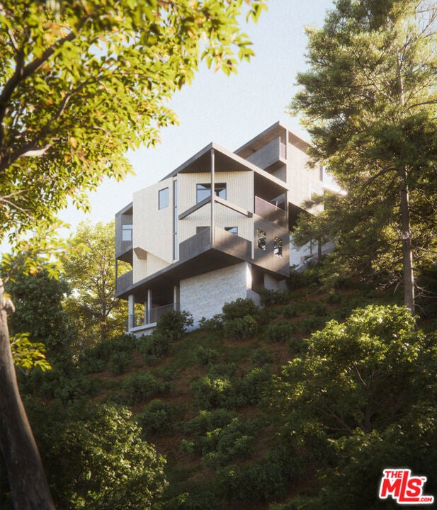 7207 Woodrow Wilson Drive