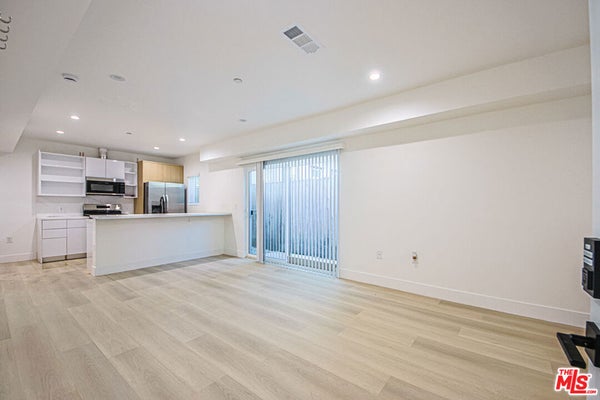 1321 N JUNE ST UNIT 3, LOS ANGELES, CA 90028 - Image 96e2b9984f08ef33cee573eec364adc2/848430668