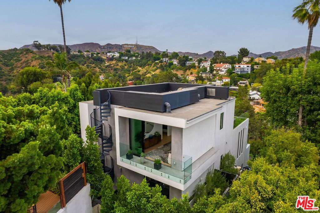 2419 El Contento Drive