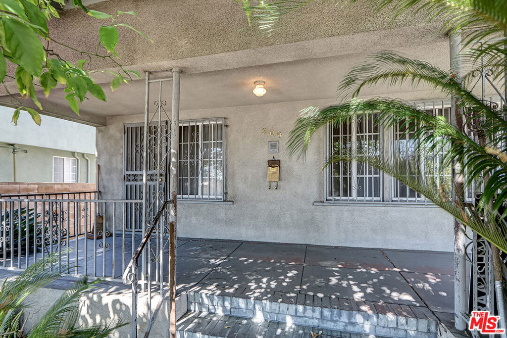 809 E Marshall Street