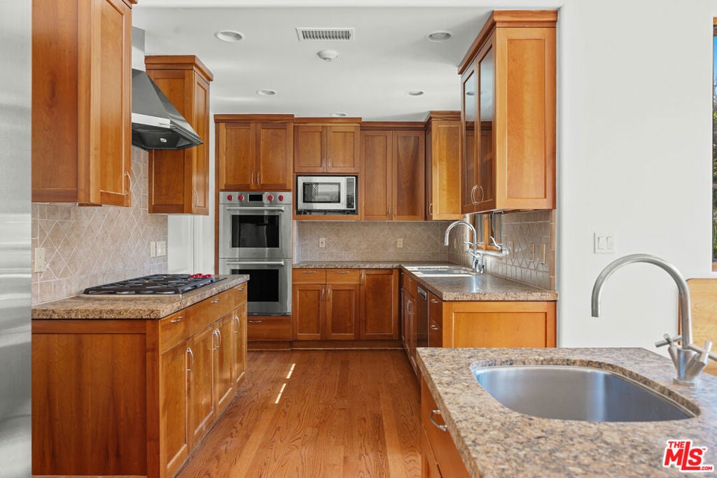 16820 W SUNSET