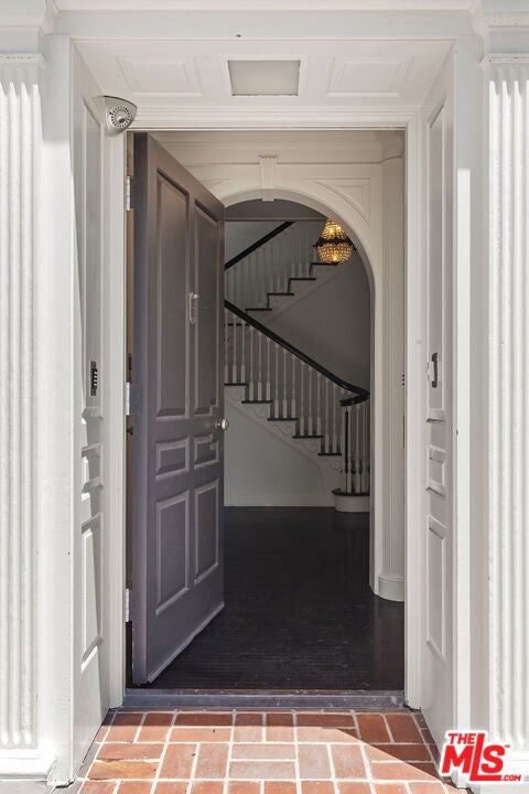 1910 Outpost Drive