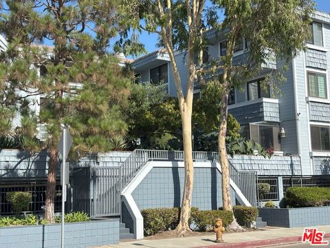 311 Bora Bora Way 3207 Marina Del Rey CA 90292