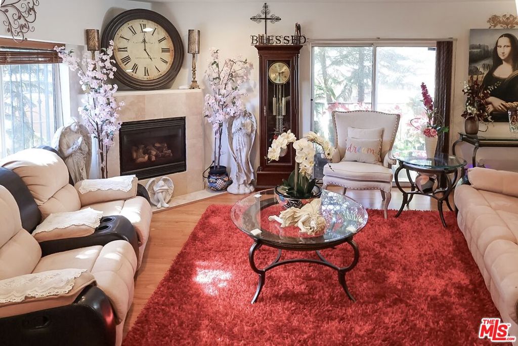 12368 Osborne Street 1