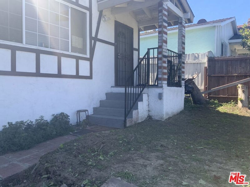826 E 65th Street