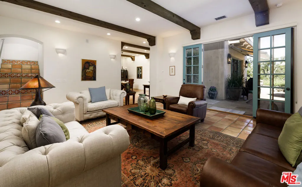 Santa Barbara, California 93105, United States, 4 Bedrooms Bedrooms, ,4 BathroomsBathrooms,Residential,Active,175721