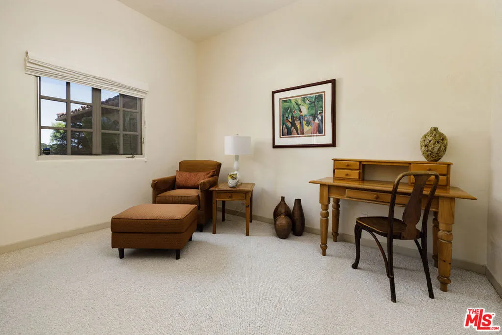 Santa Barbara, California 93105, United States, 4 Bedrooms Bedrooms, ,4 BathroomsBathrooms,Residential,Active,175721