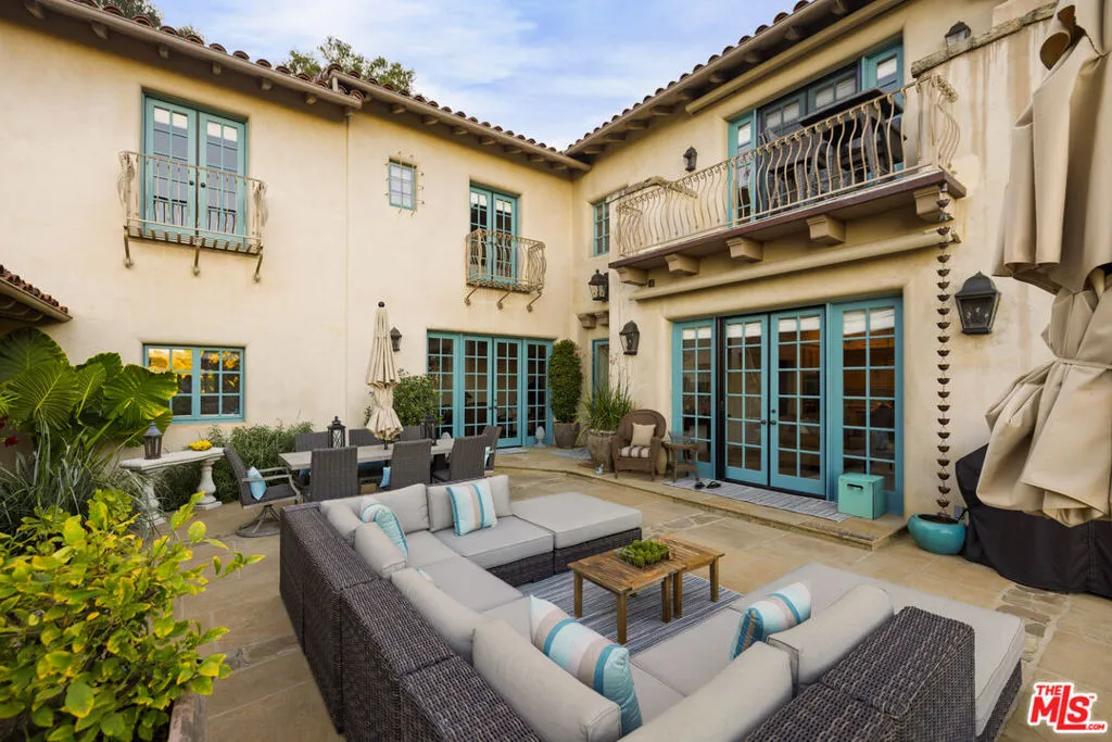 Santa Barbara, California 93105, United States, 4 Bedrooms Bedrooms, ,4 BathroomsBathrooms,Residential,Active,175721