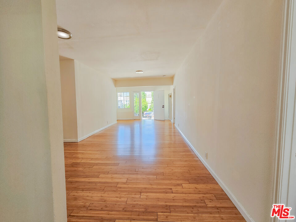 1922 Santa Ynez Street