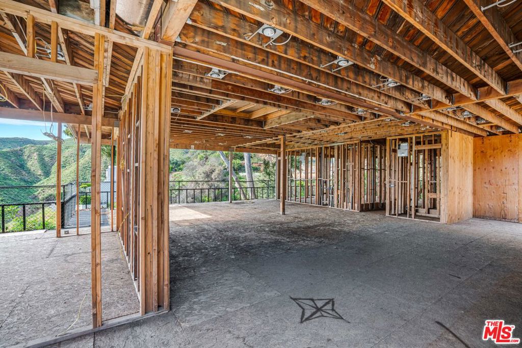 1545 Umeo Road
