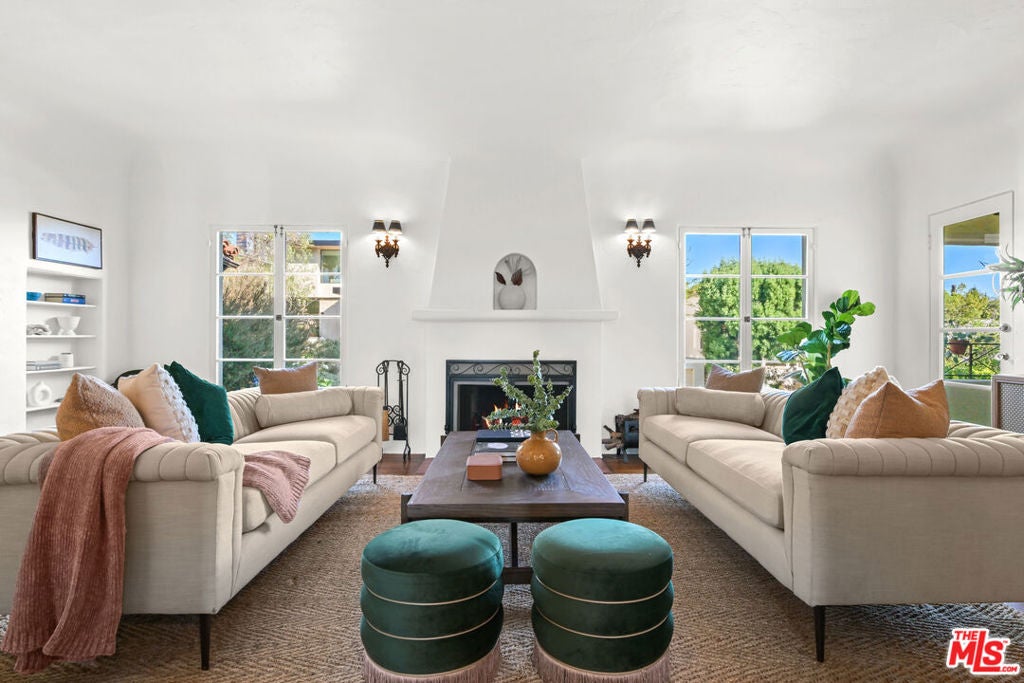 10323 Dunkirk Avenue